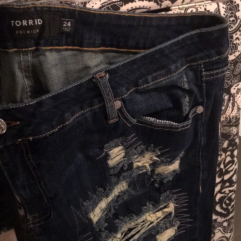 Torrid premium boyfriend distressed jeans